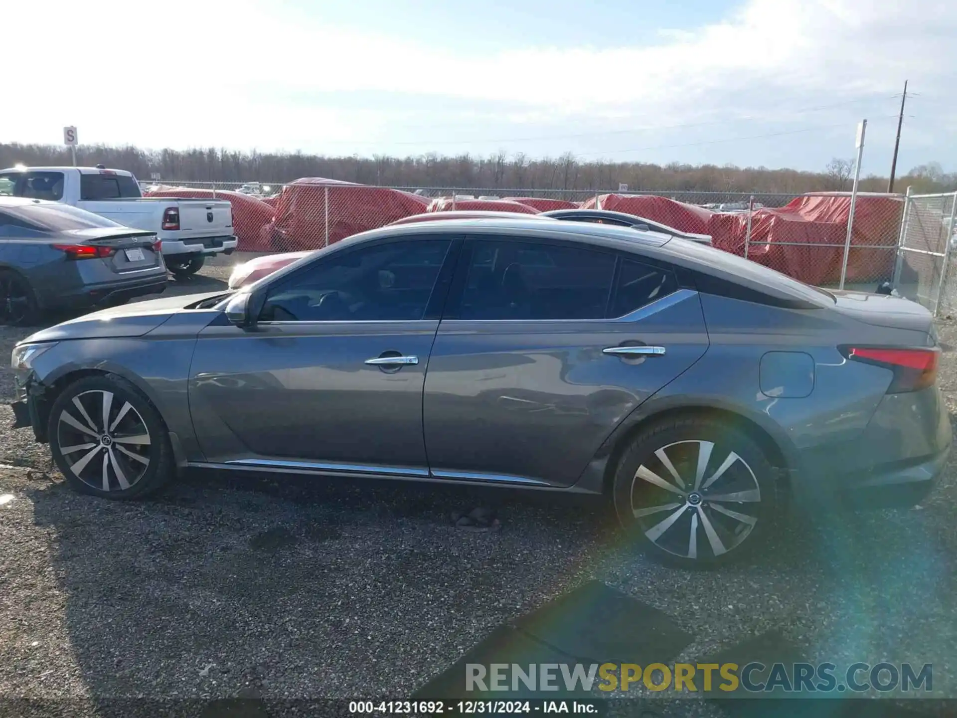 15 Photograph of a damaged car 1N4BL4FW1KC174475 NISSAN ALTIMA 2019