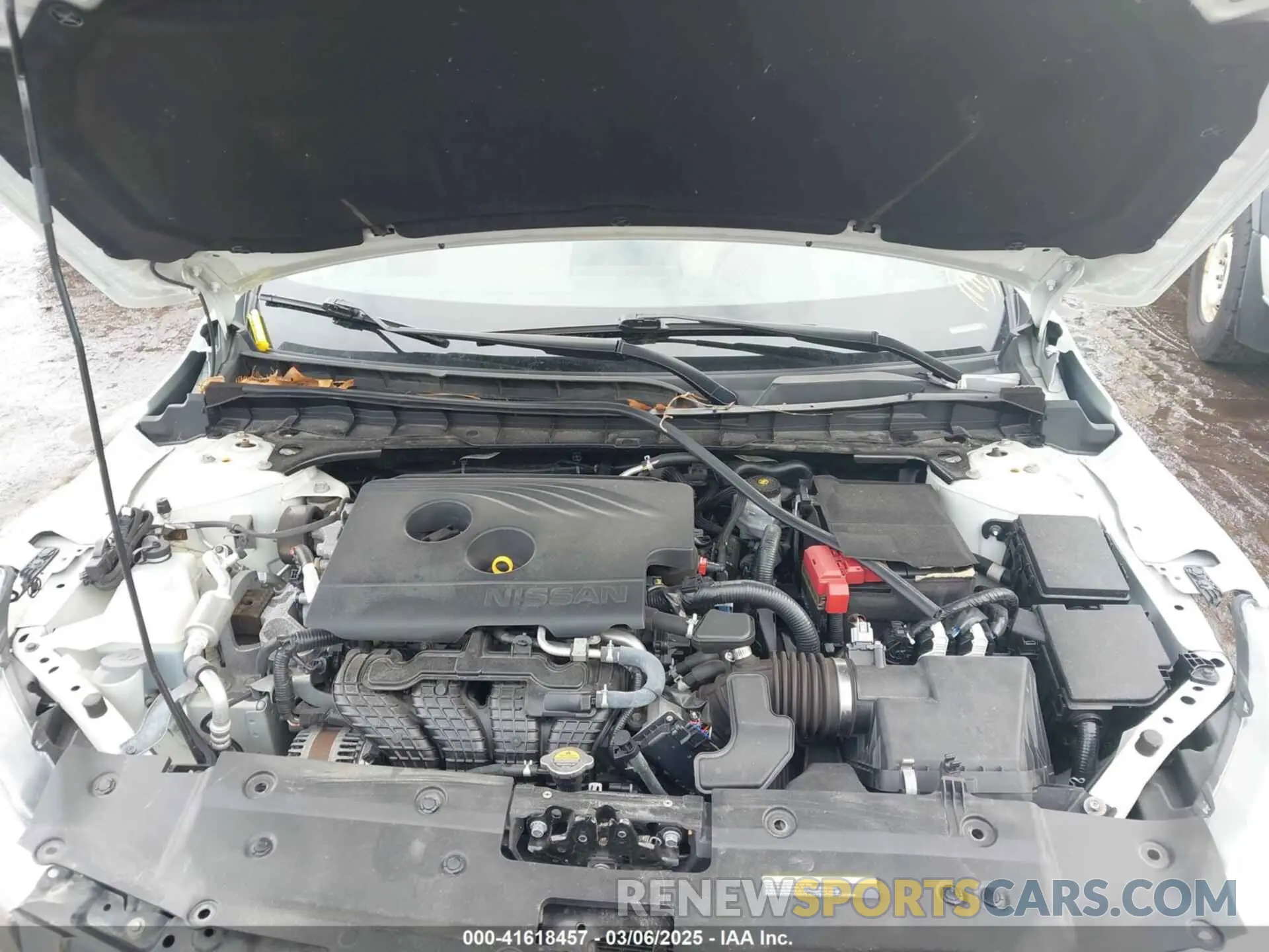 10 Photograph of a damaged car 1N4BL4FW4KN315981 NISSAN ALTIMA 2019