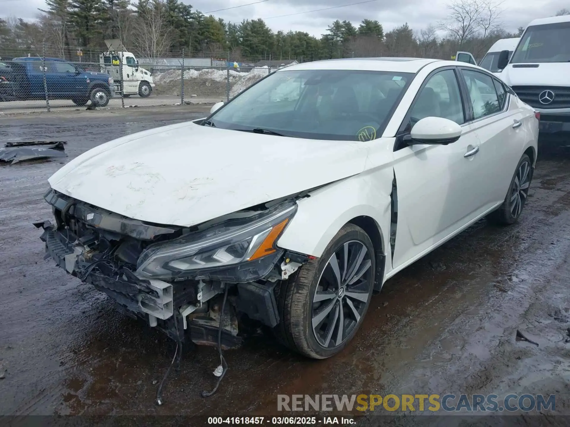 2 Photograph of a damaged car 1N4BL4FW4KN315981 NISSAN ALTIMA 2019