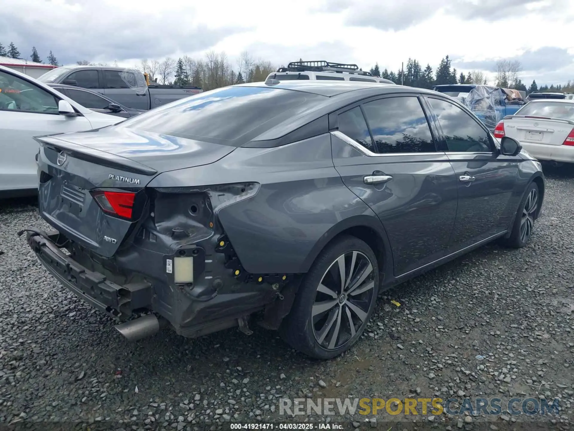 4 Photograph of a damaged car 1N4BL4FW5KC194471 NISSAN ALTIMA 2019