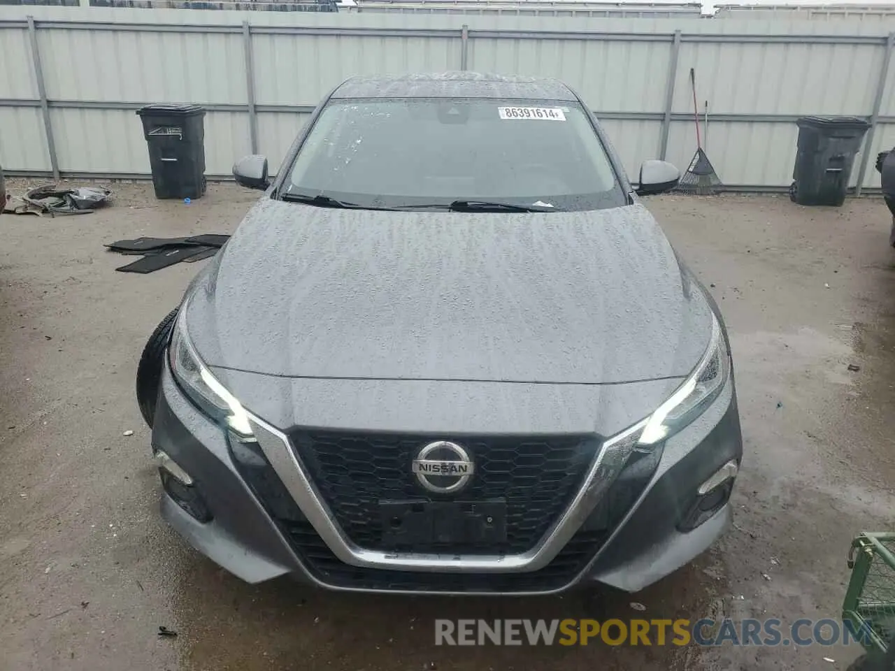 5 Photograph of a damaged car 1N4BL4FW6KC193796 NISSAN ALTIMA 2019