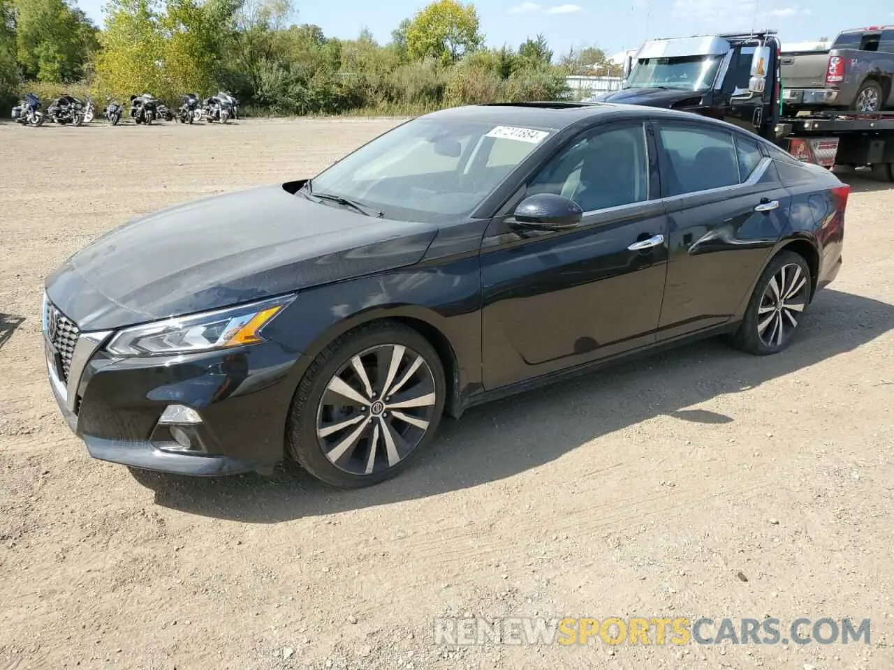 1 Photograph of a damaged car 1N4BL4FW9KC130837 NISSAN ALTIMA 2019