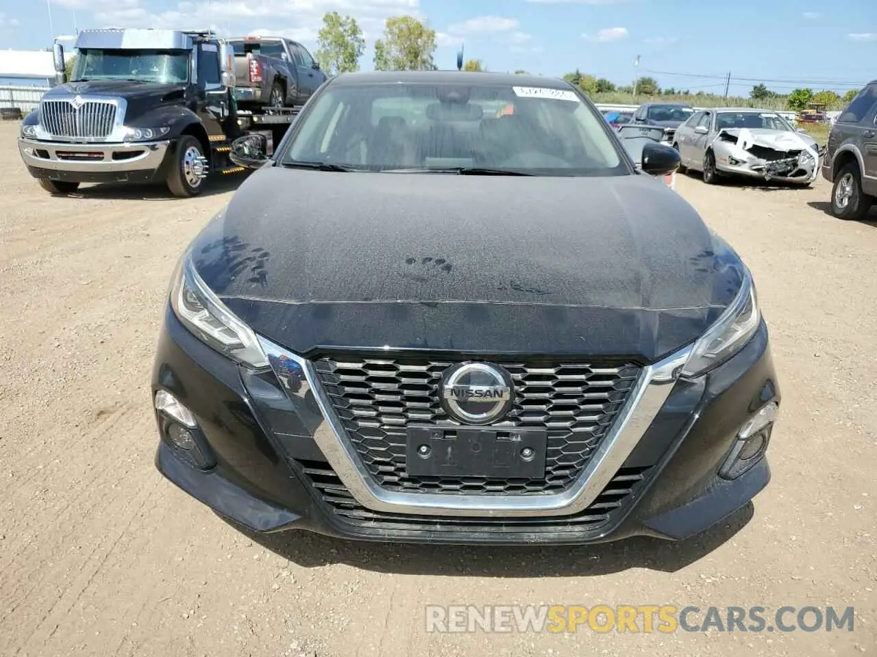 5 Photograph of a damaged car 1N4BL4FW9KC130837 NISSAN ALTIMA 2019