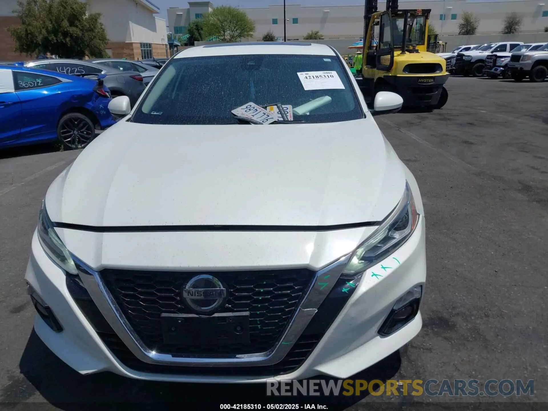 12 Photograph of a damaged car 1N4BL4FW9KC187197 NISSAN ALTIMA 2019