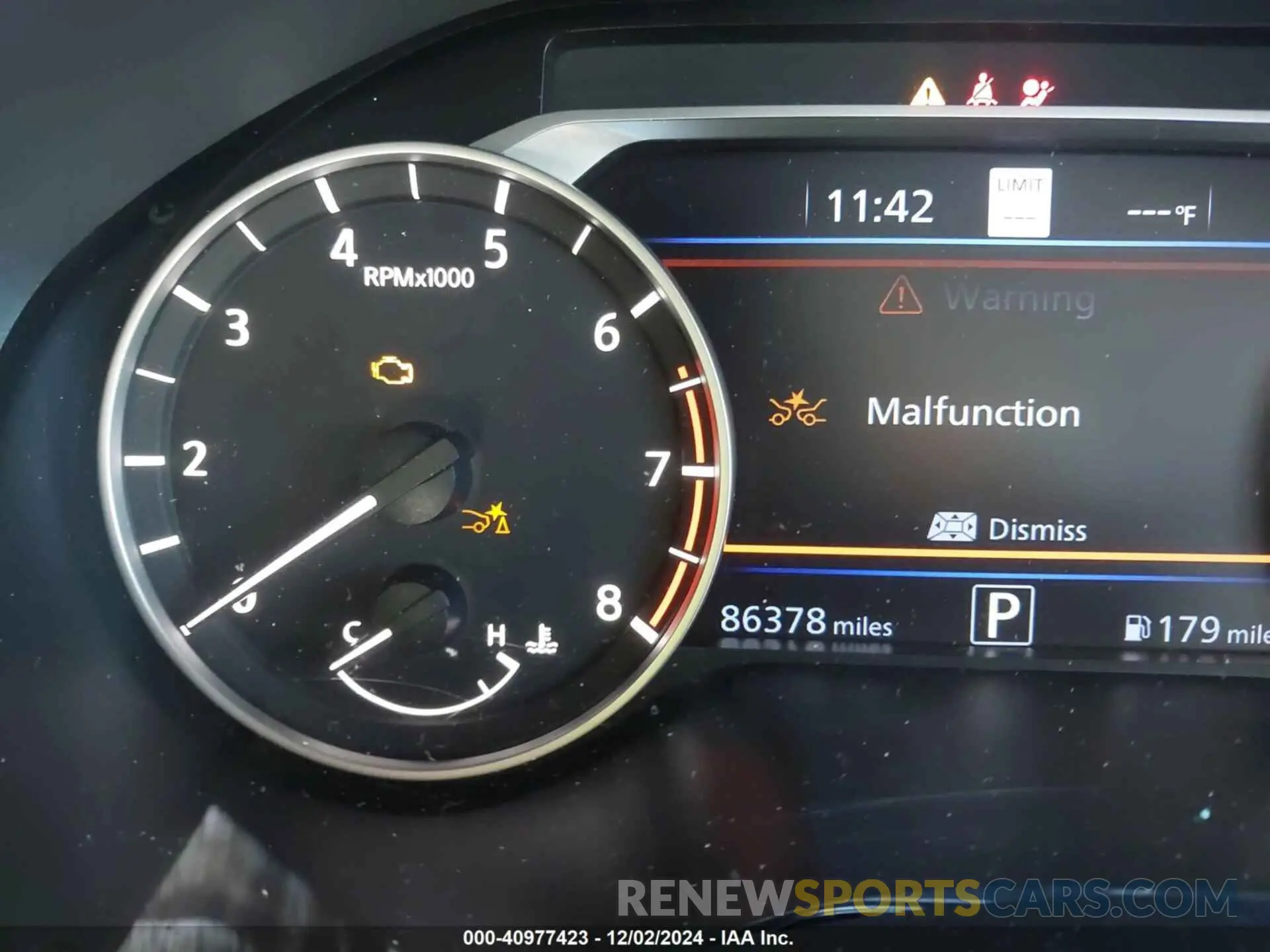 15 Photograph of a damaged car 1N4BL4FWXKN303348 NISSAN ALTIMA 2019
