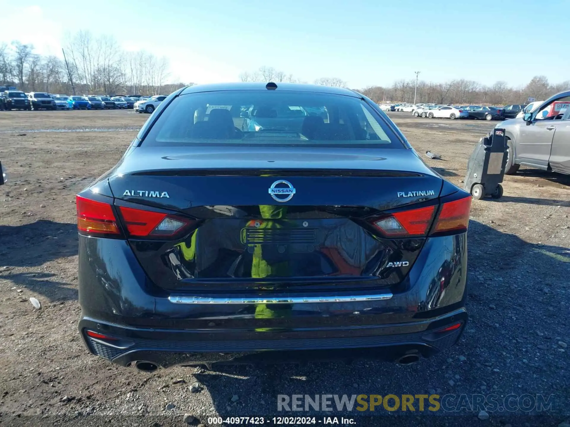 16 Photograph of a damaged car 1N4BL4FWXKN303348 NISSAN ALTIMA 2019