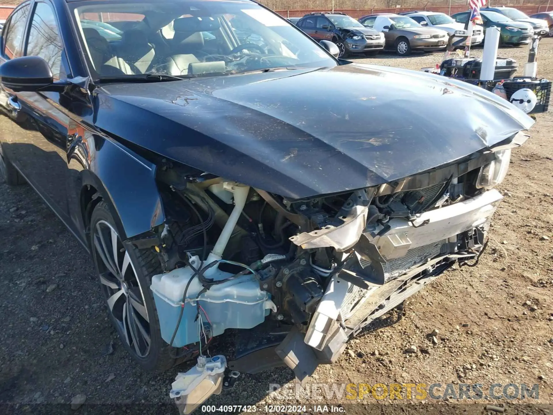 19 Photograph of a damaged car 1N4BL4FWXKN303348 NISSAN ALTIMA 2019