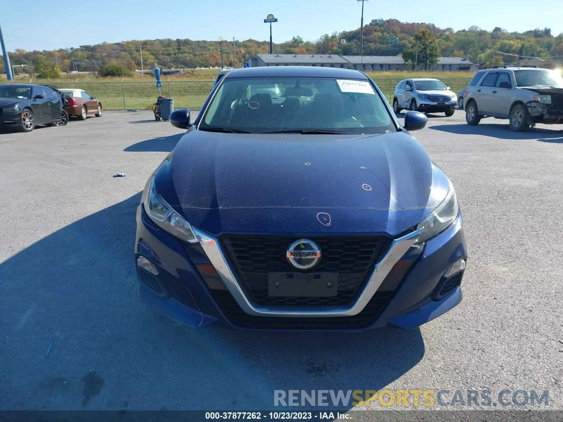12 Photograph of a damaged car 1n4bl4bv0kc155767 NISSAN ALTIMA 2019