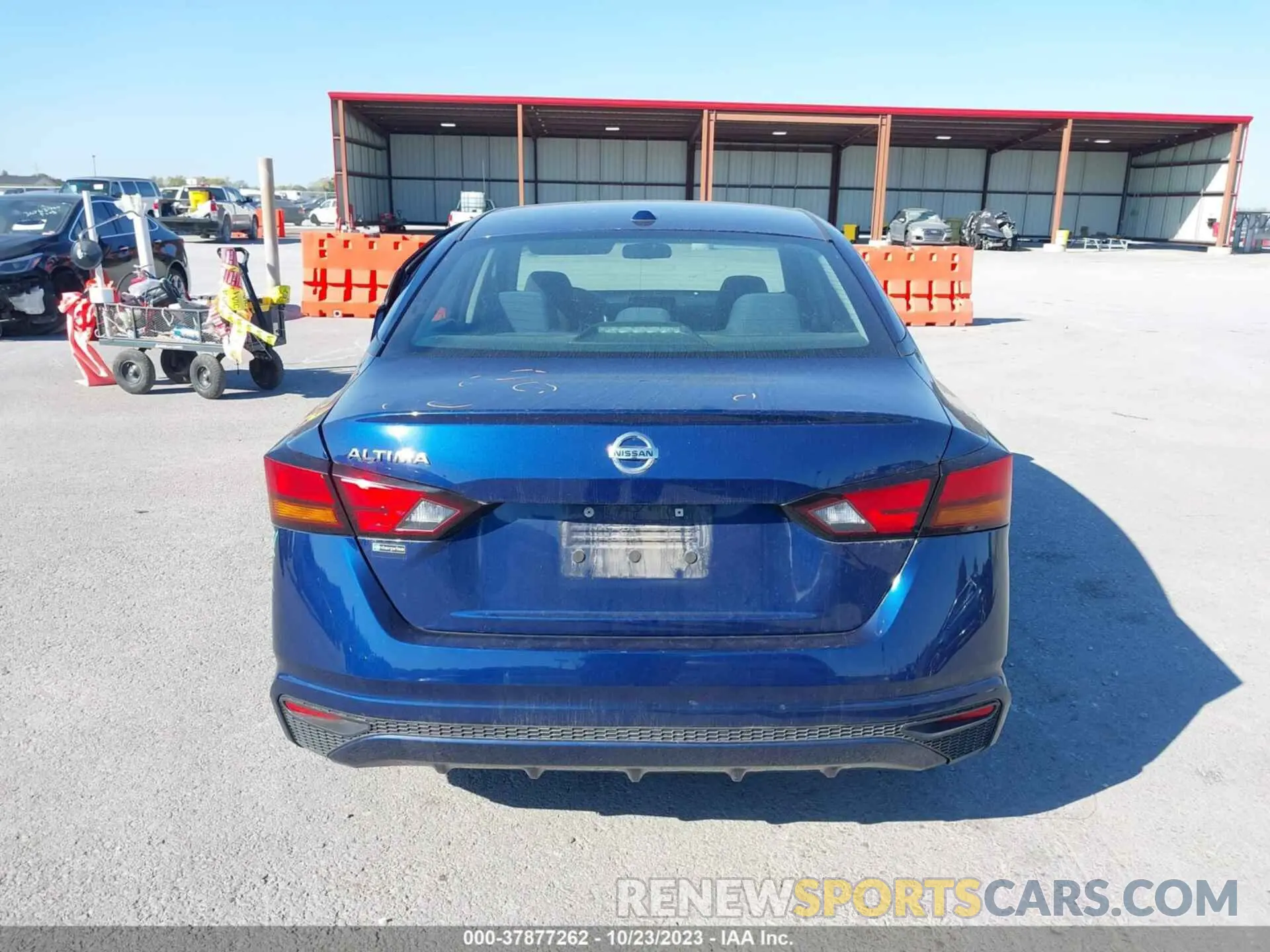 16 Photograph of a damaged car 1n4bl4bv0kc155767 NISSAN ALTIMA 2019