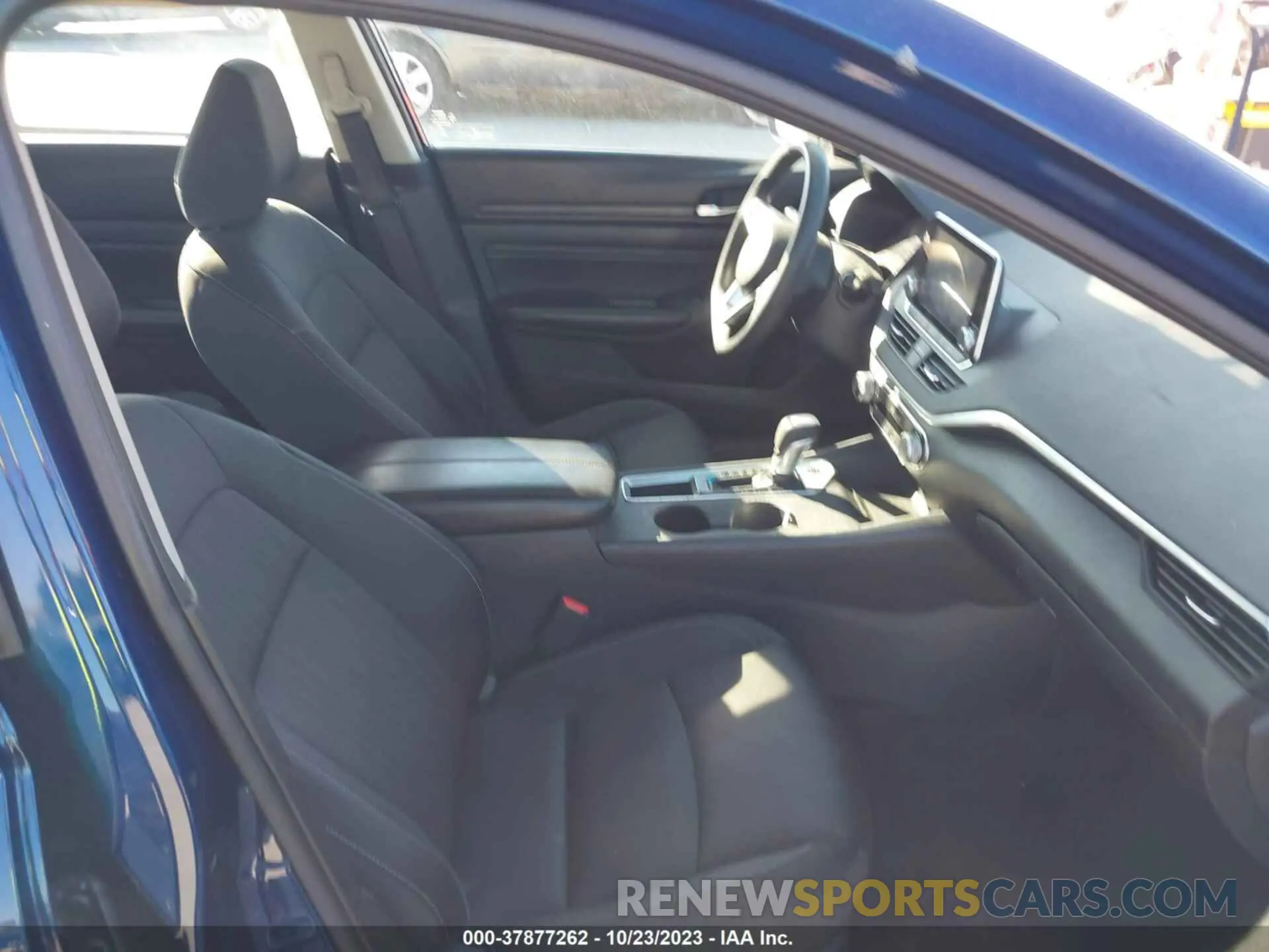 5 Photograph of a damaged car 1n4bl4bv0kc155767 NISSAN ALTIMA 2019
