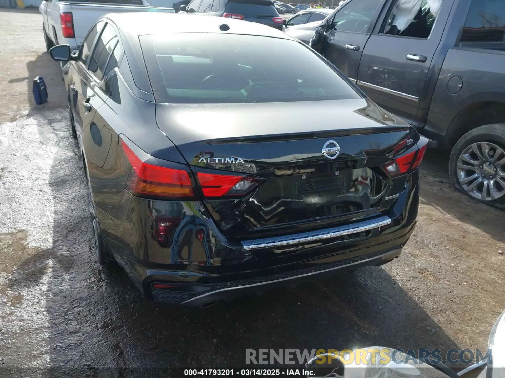 16 Photograph of a damaged car 1N4AL4CV4LN309364 NISSAN ALTIMA 2020