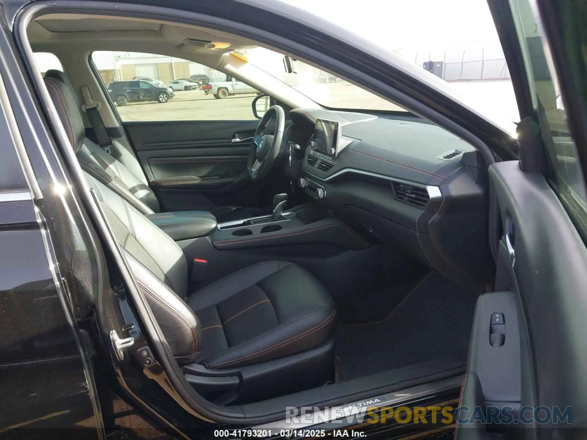 5 Photograph of a damaged car 1N4AL4CV4LN309364 NISSAN ALTIMA 2020