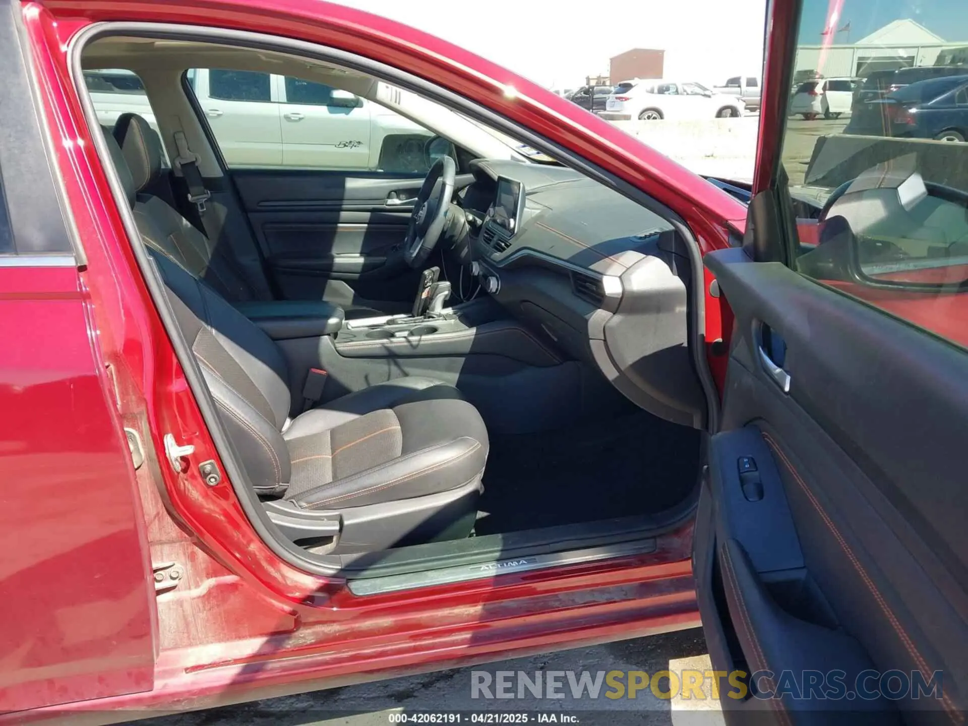 5 Photograph of a damaged car 1N4AL4CV9LC190089 NISSAN ALTIMA 2020