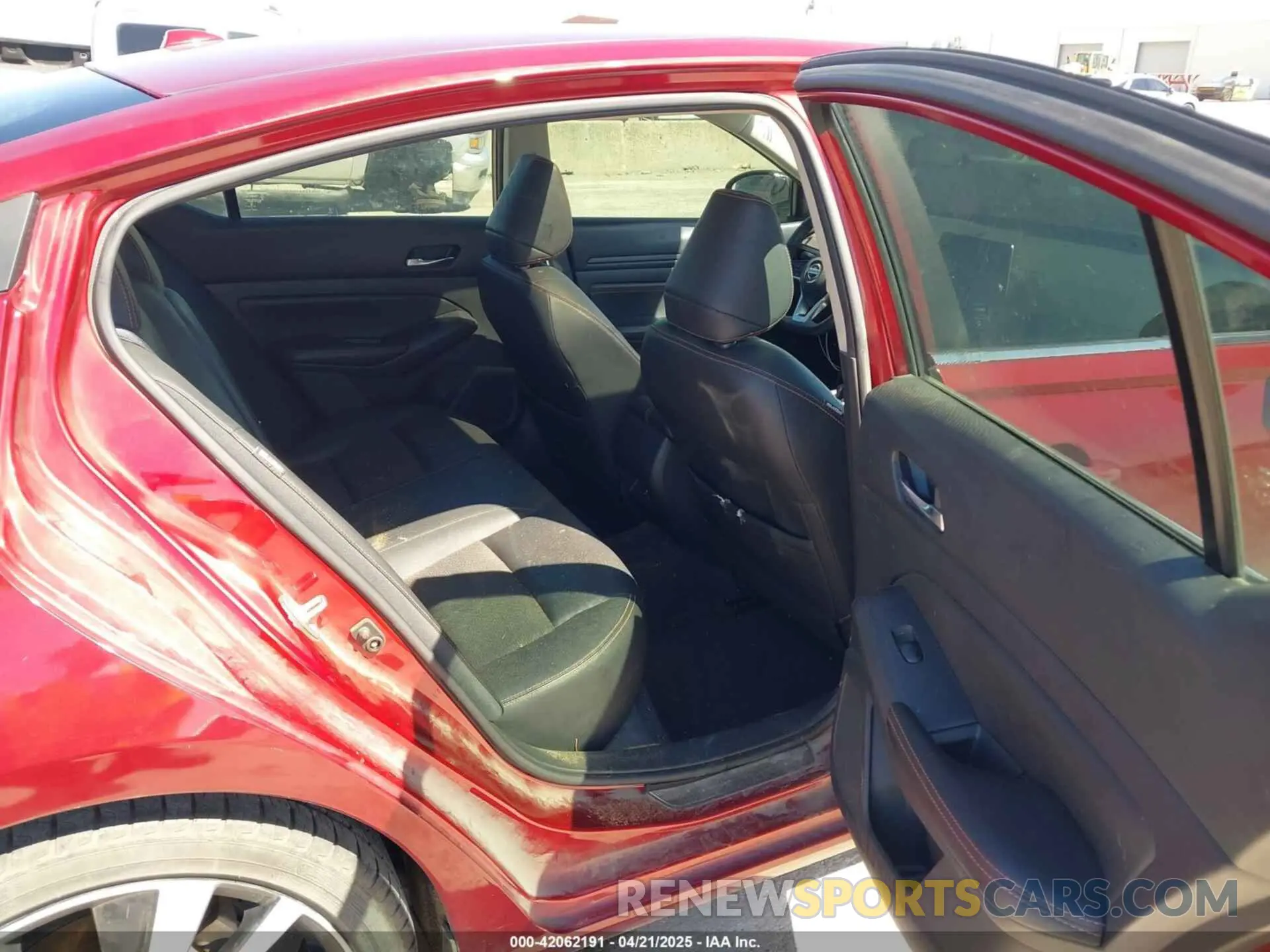 8 Photograph of a damaged car 1N4AL4CV9LC190089 NISSAN ALTIMA 2020