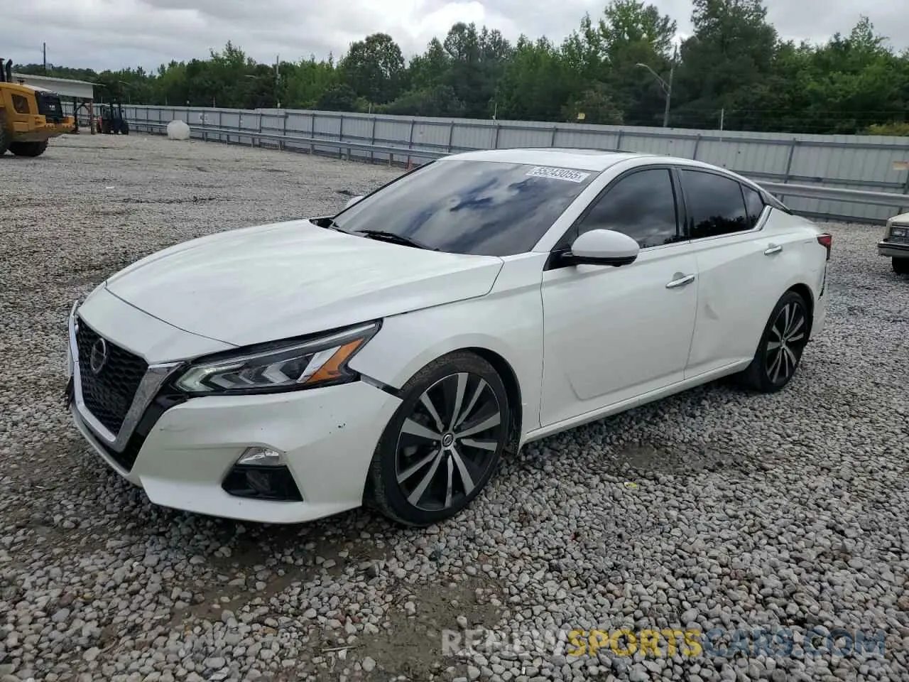 1 Photograph of a damaged car 1N4AL4FV3LC138615 NISSAN ALTIMA 2020