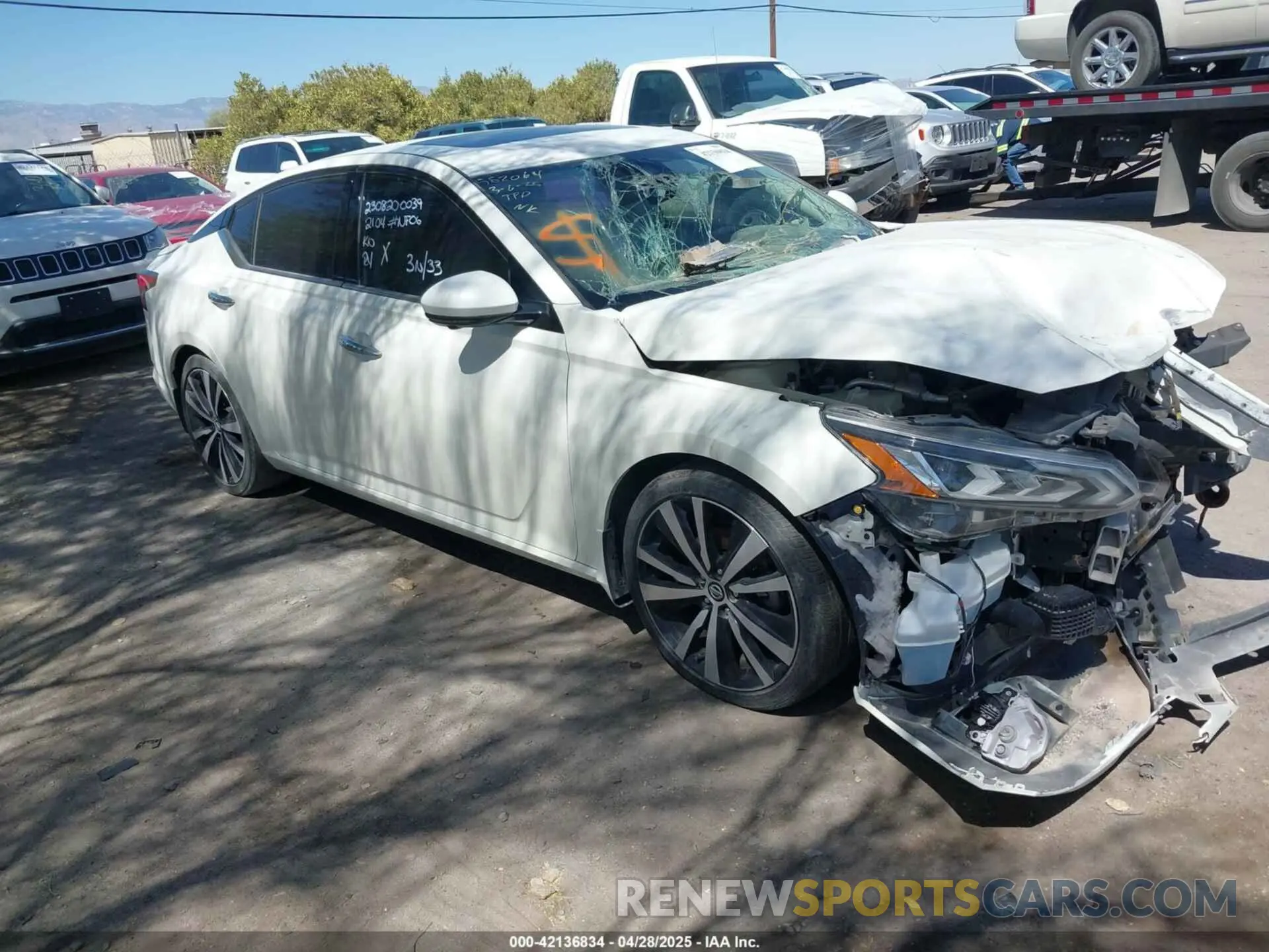 1 Photograph of a damaged car 1N4AL4FV3LC155737 NISSAN ALTIMA 2020