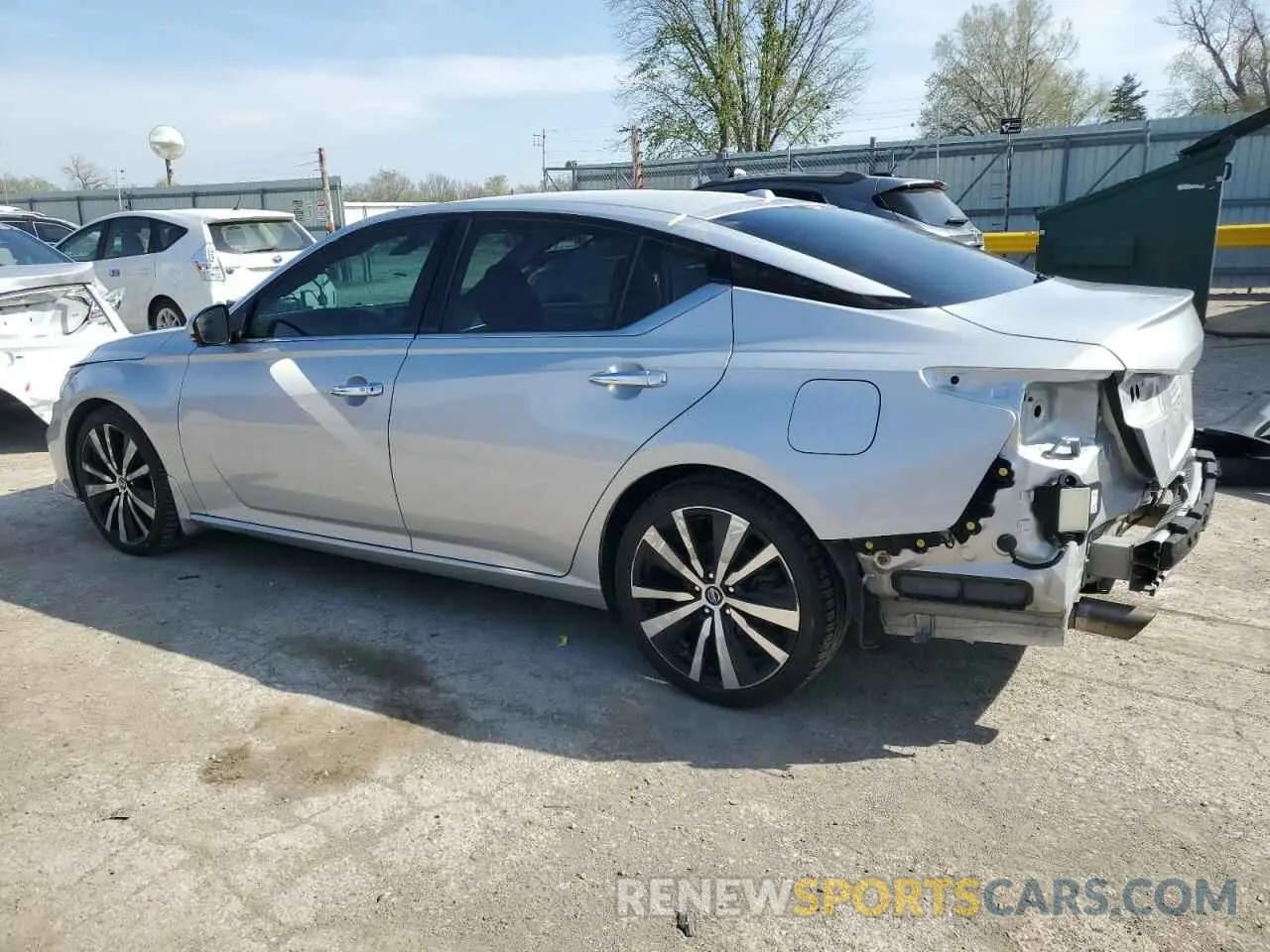 2 Photograph of a damaged car 1N4AL4FV6LC156381 NISSAN ALTIMA 2020