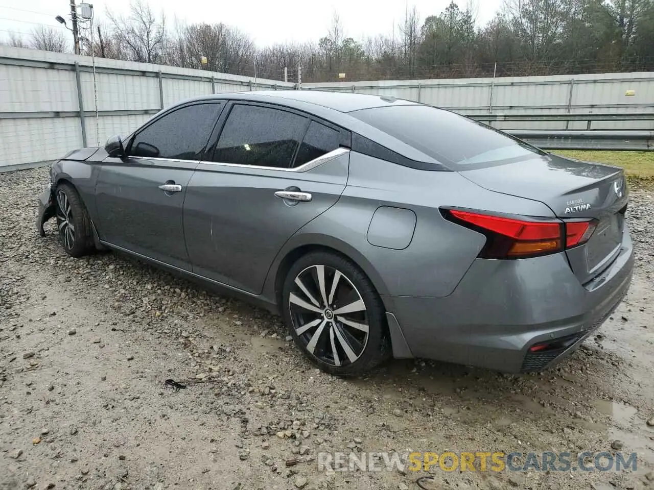 2 Photograph of a damaged car 1N4AL4FVXLC186340 NISSAN ALTIMA 2020