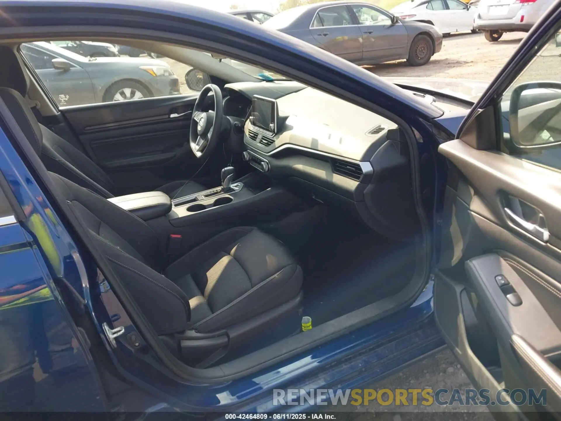 5 Photograph of a damaged car 1N4BL4BV0LC100950 NISSAN ALTIMA 2020