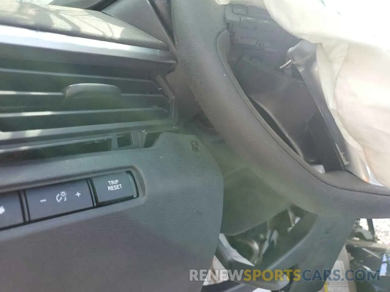 9 Photograph of a damaged car 1N4BL4BV0LC126318 NISSAN ALTIMA 2020
