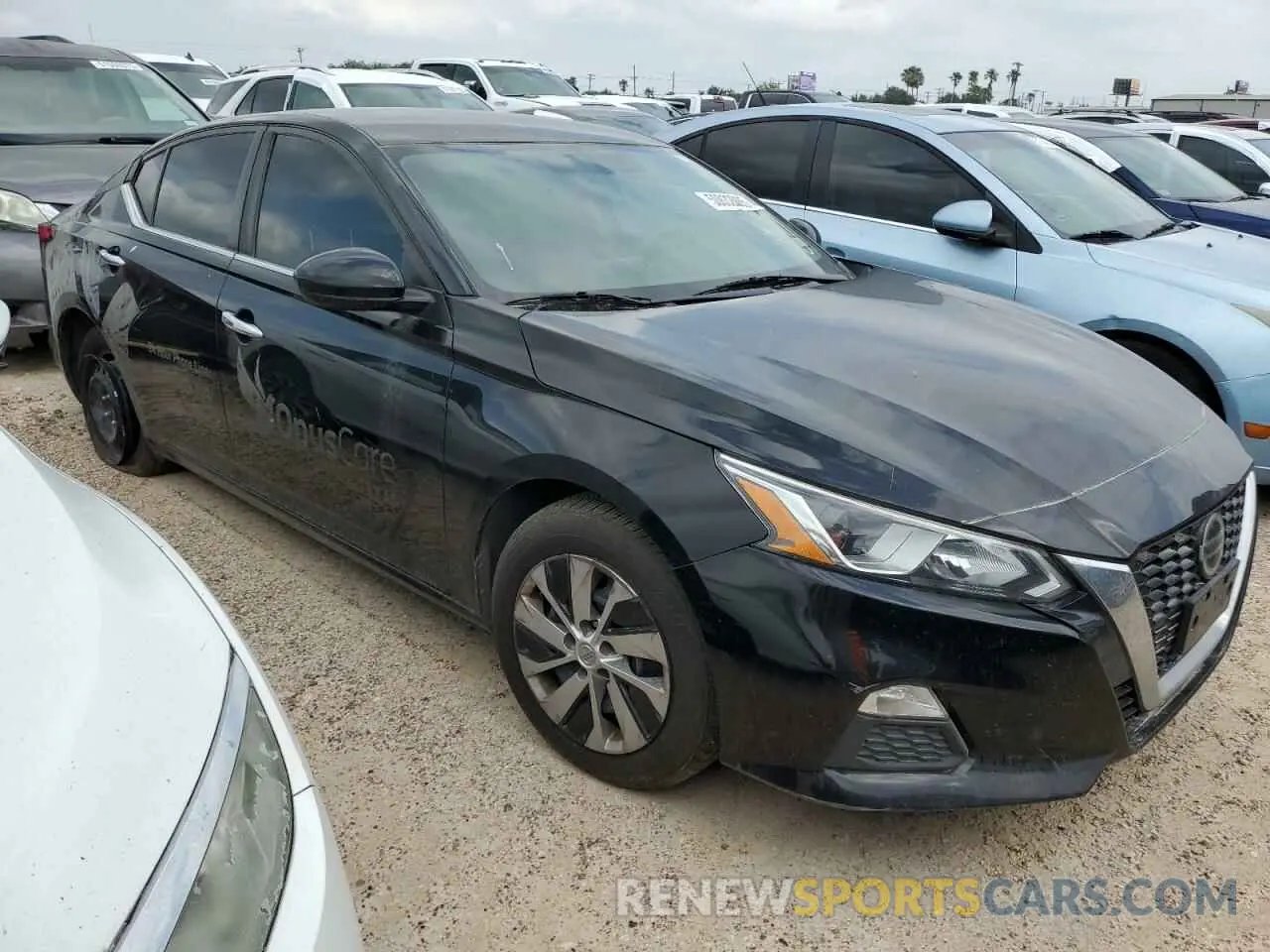 4 Photograph of a damaged car 1N4BL4BV0LC134807 NISSAN ALTIMA 2020
