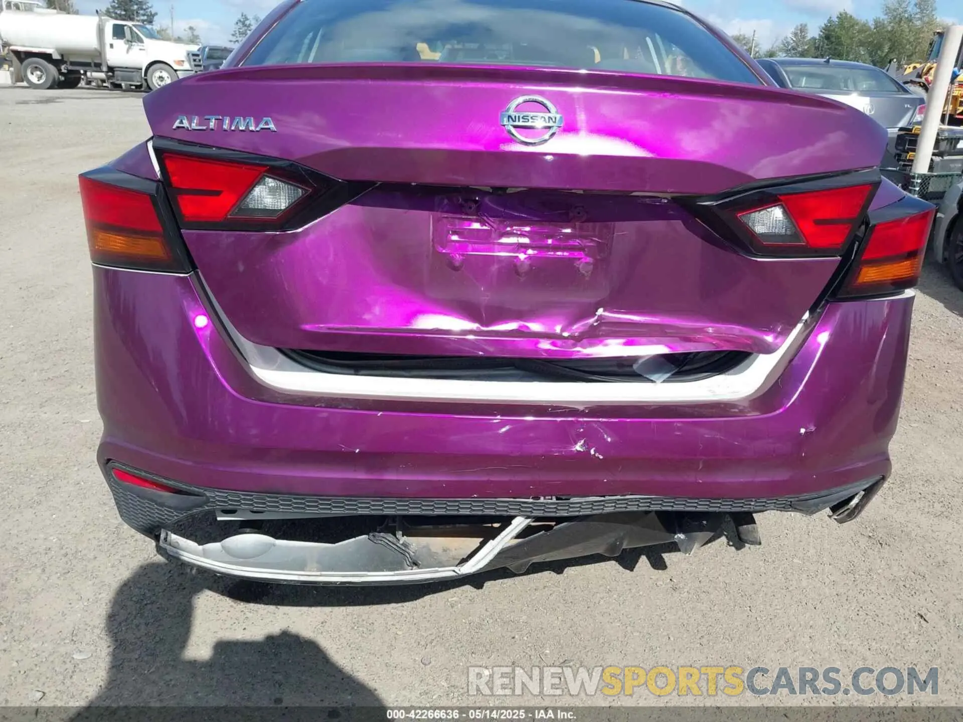 6 Photograph of a damaged car 1N4BL4BV0LC135231 NISSAN ALTIMA 2020