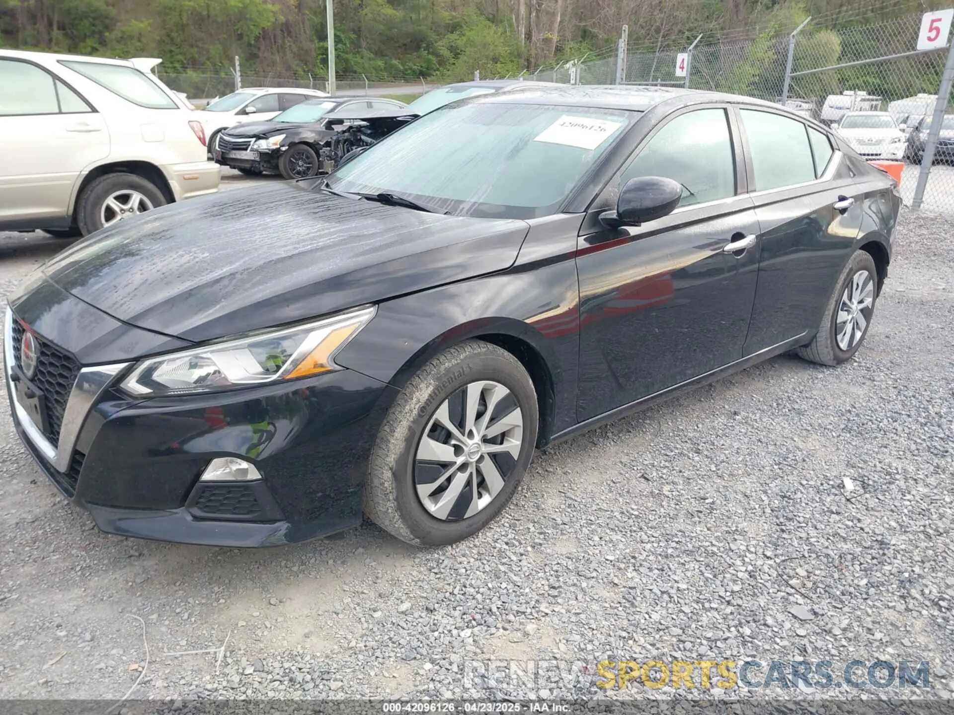 2 Photograph of a damaged car 1N4BL4BV0LC152594 NISSAN ALTIMA 2020