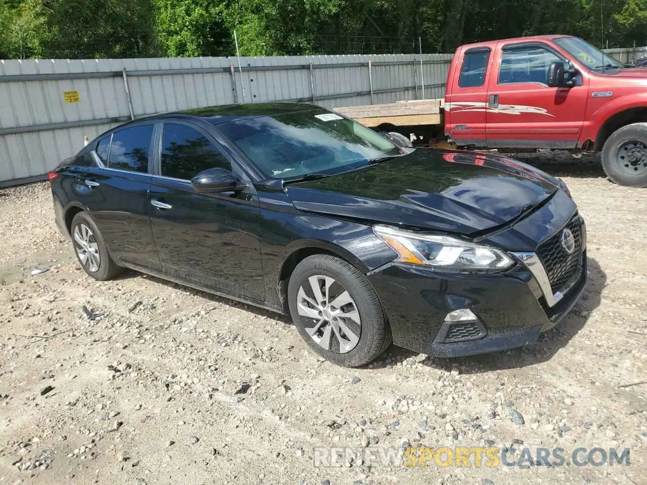 4 Photograph of a damaged car 1N4BL4BV0LC155480 NISSAN ALTIMA 2020