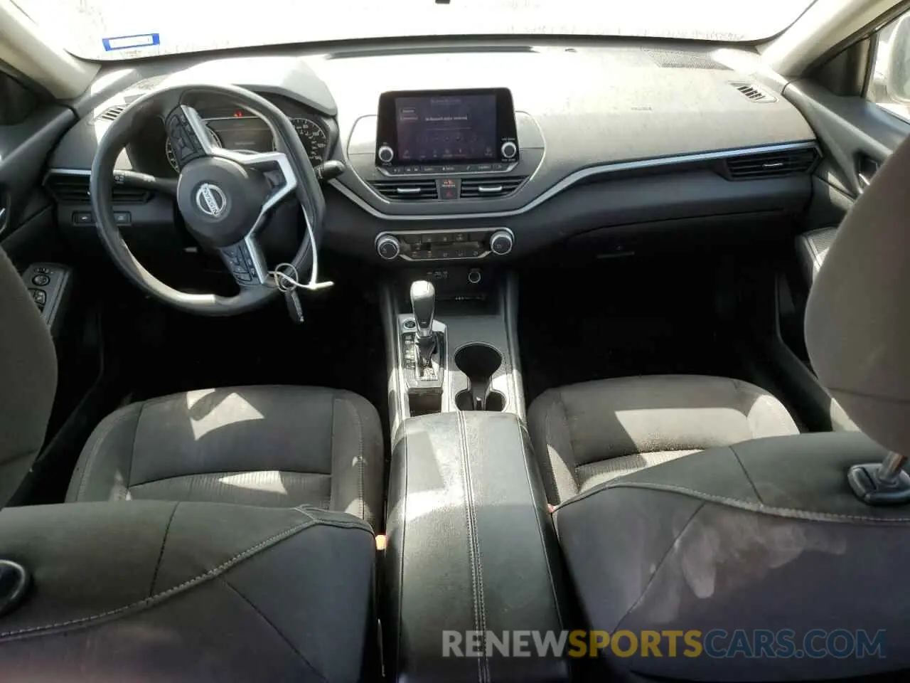 8 Photograph of a damaged car 1N4BL4BV0LC158900 NISSAN ALTIMA 2020
