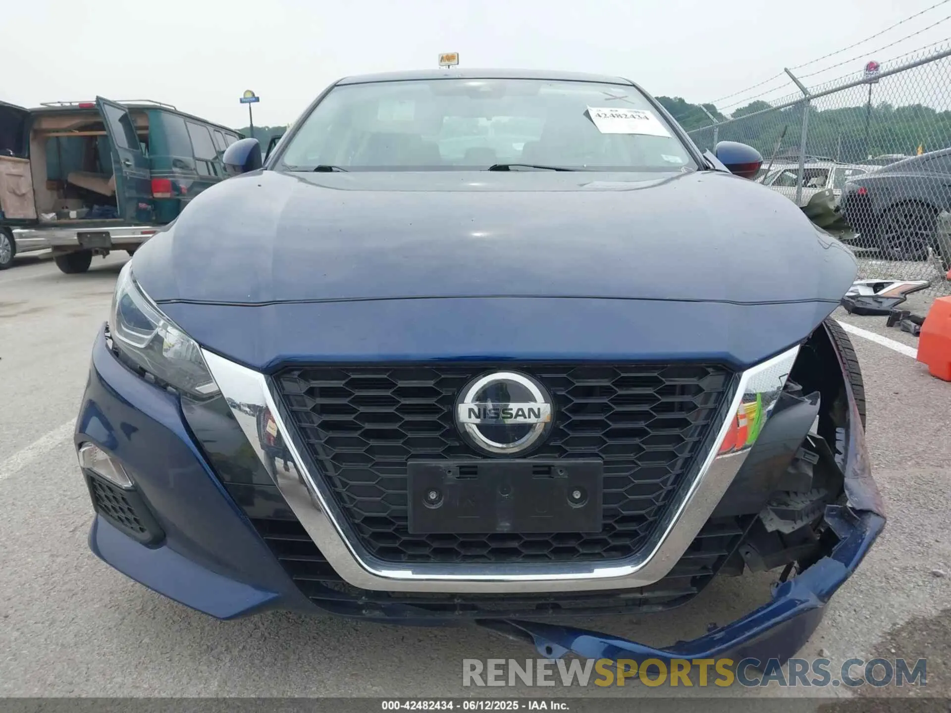 12 Photograph of a damaged car 1N4BL4BV0LC165328 NISSAN ALTIMA 2020