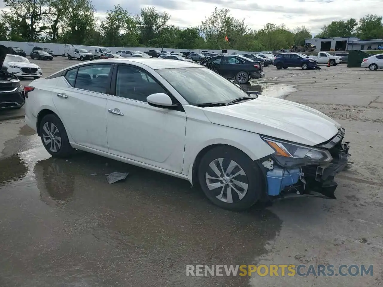 4 Photograph of a damaged car 1N4BL4BV0LC166026 NISSAN ALTIMA 2020