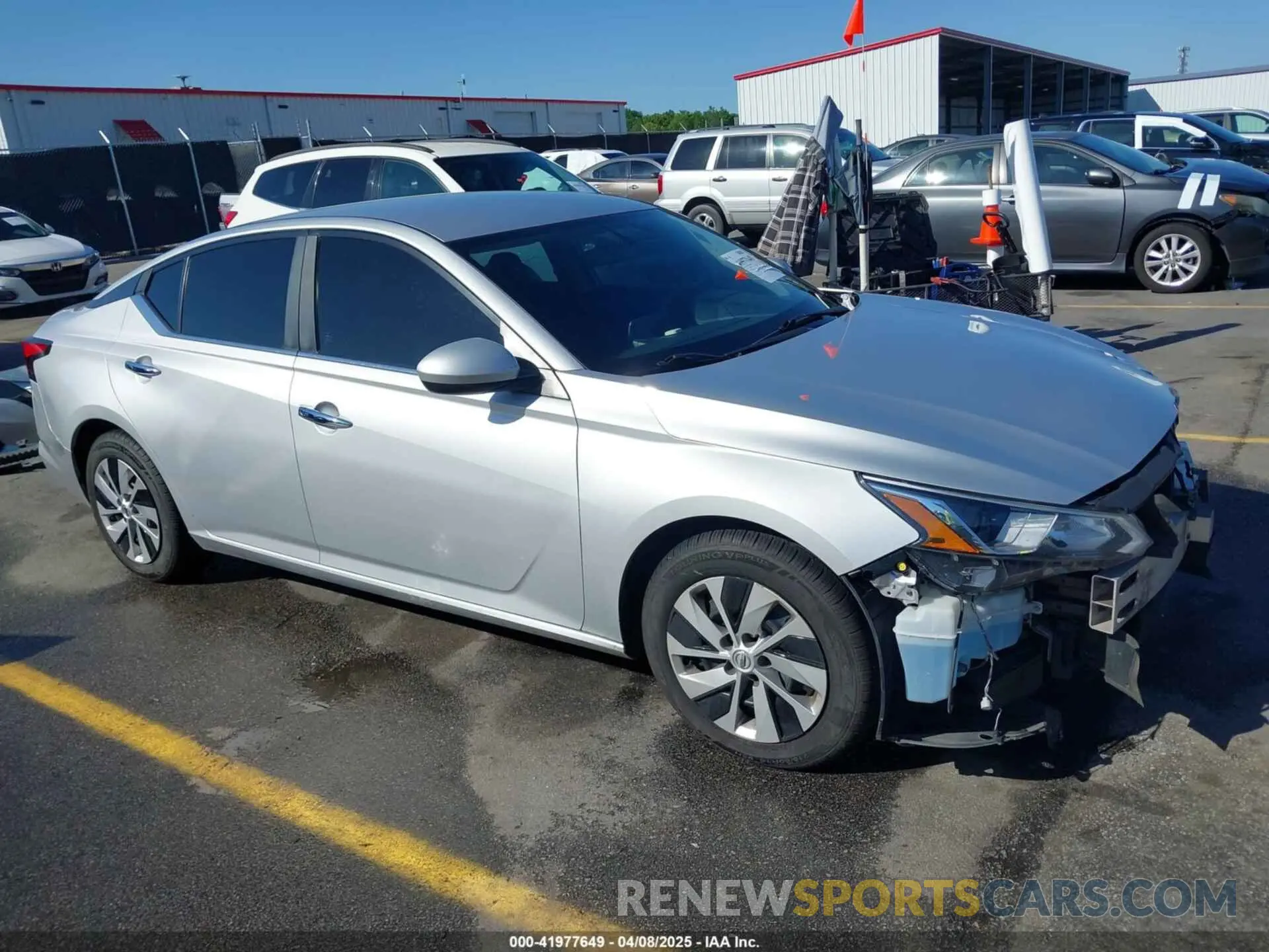 1 Photograph of a damaged car 1N4BL4BV0LC180556 NISSAN ALTIMA 2020