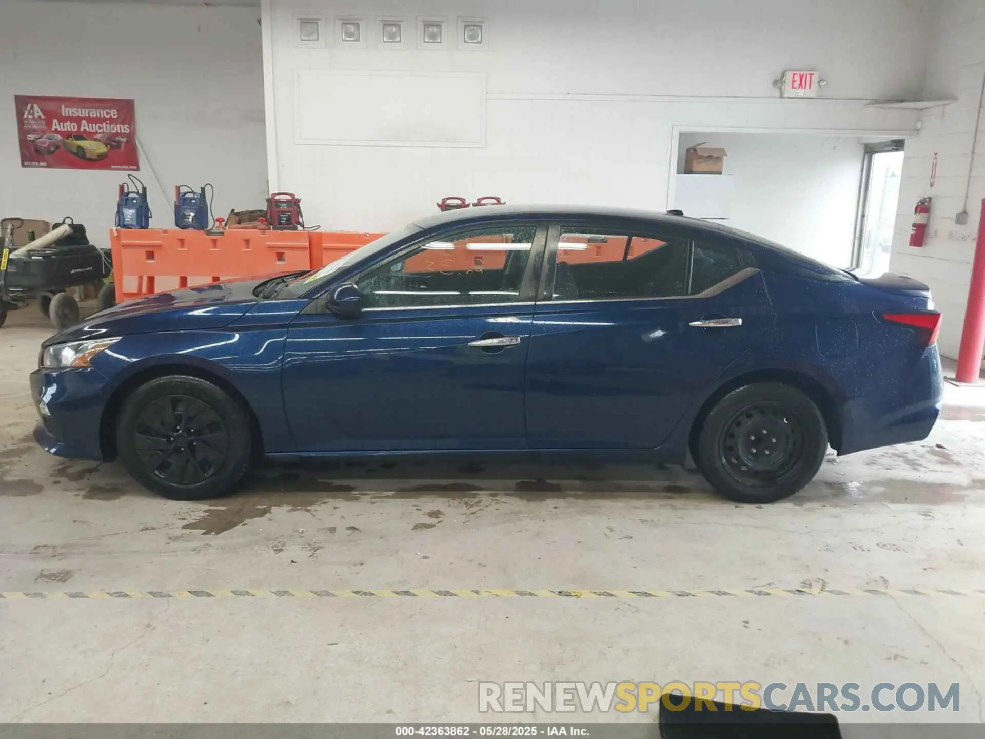 14 Photograph of a damaged car 1N4BL4BV0LC206119 NISSAN ALTIMA 2020