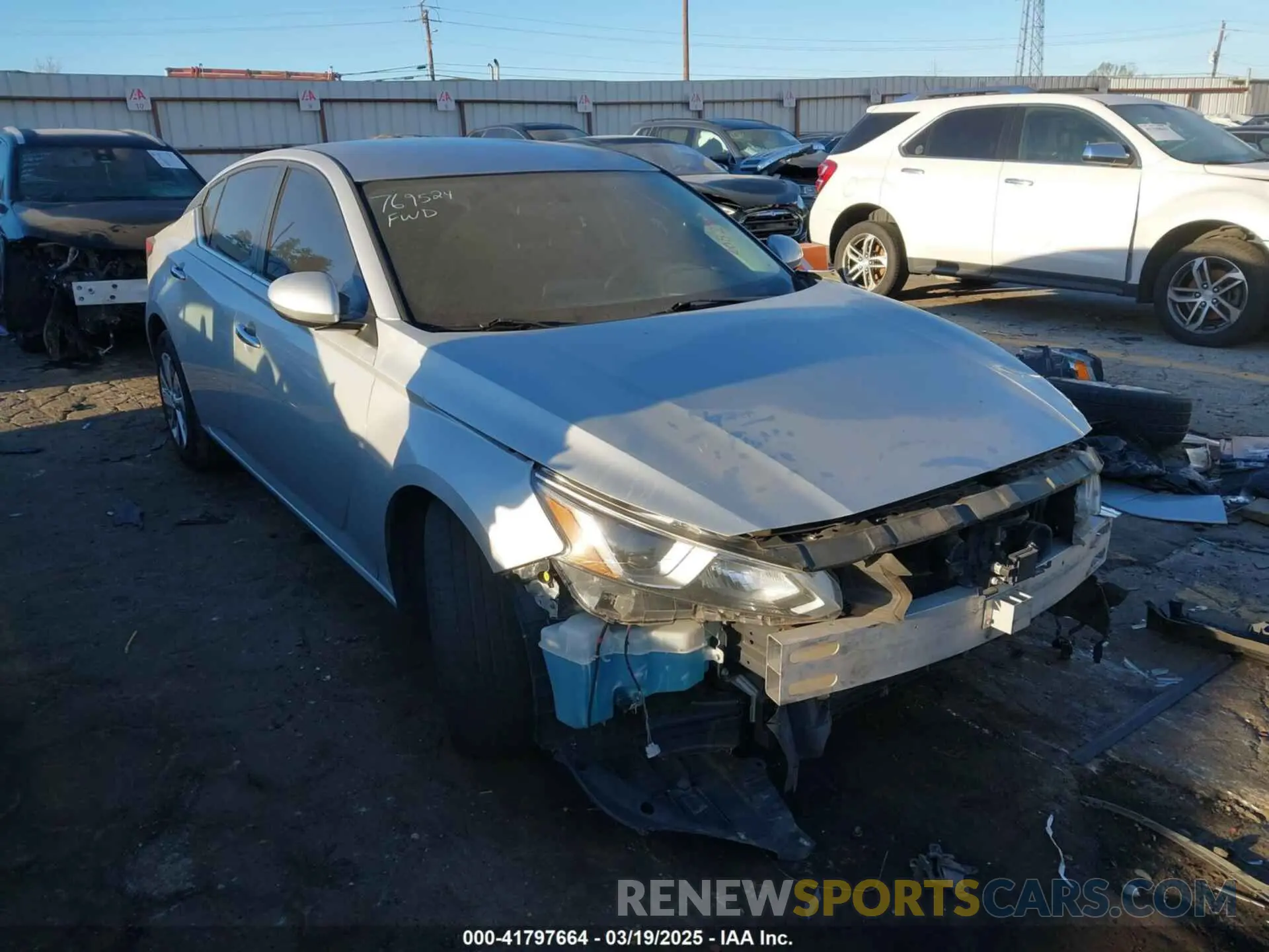 1 Photograph of a damaged car 1N4BL4BV0LC208291 NISSAN ALTIMA 2020