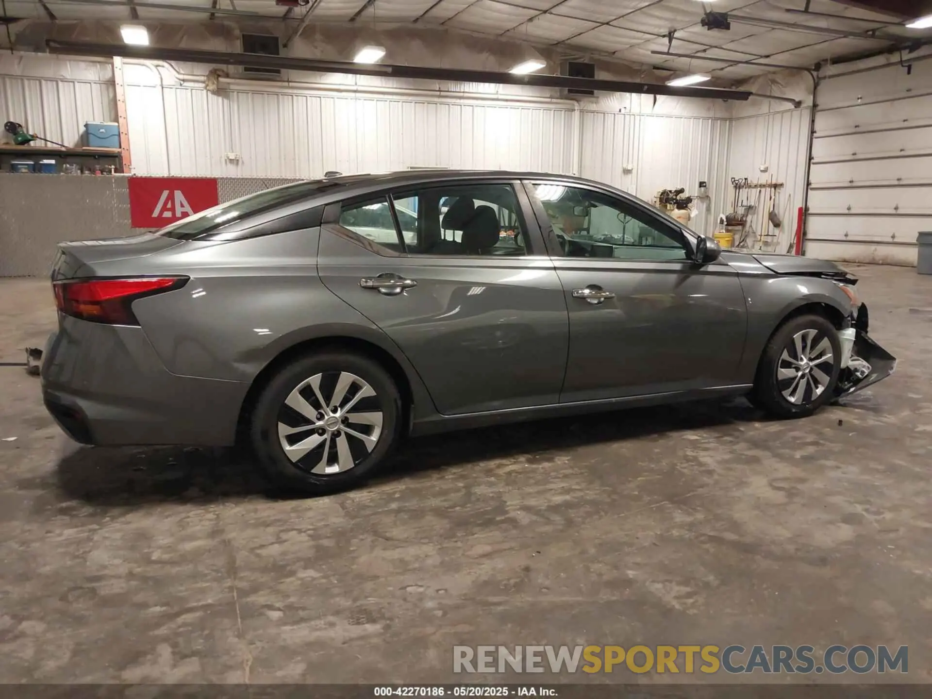 14 Photograph of a damaged car 1N4BL4BV0LC212096 NISSAN ALTIMA 2020