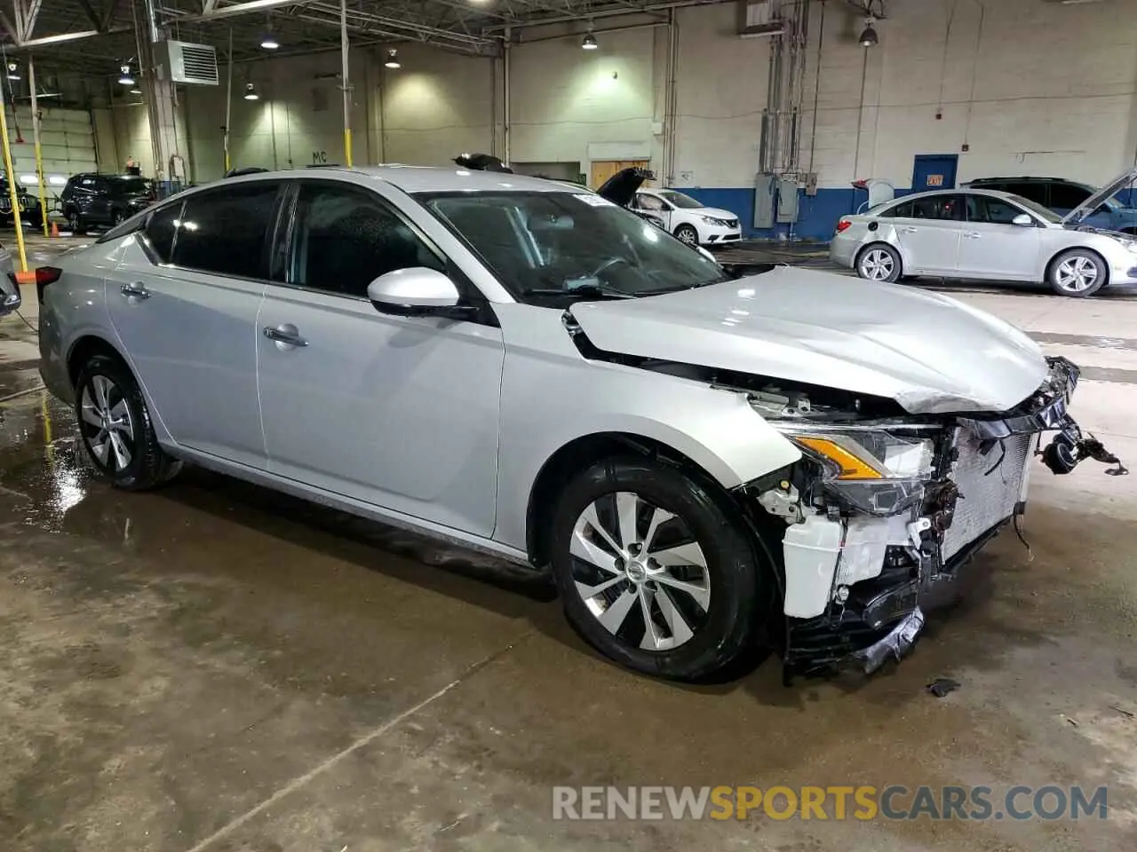 4 Photograph of a damaged car 1N4BL4BV0LC223471 NISSAN ALTIMA 2020