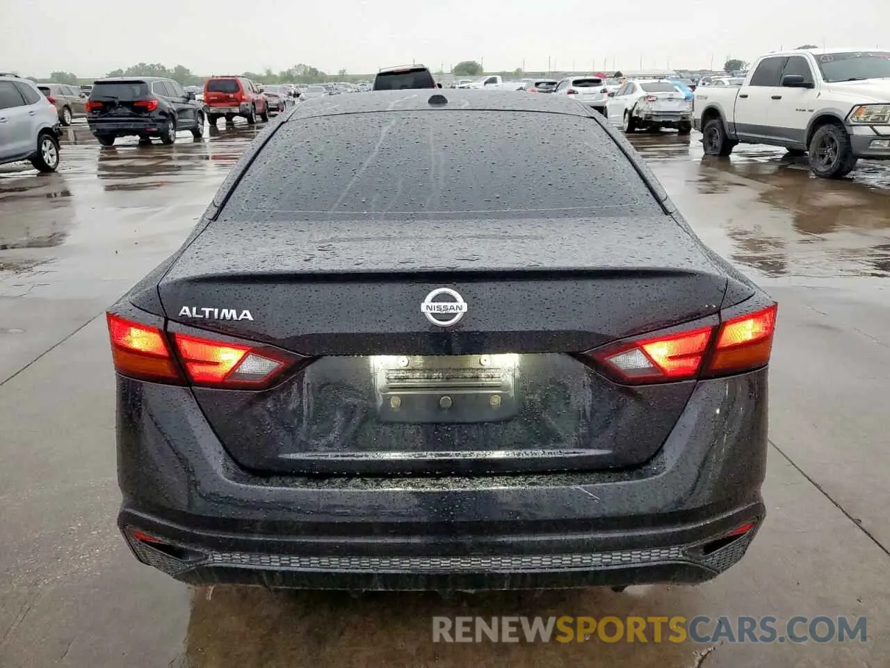 6 Photograph of a damaged car 1N4BL4BV0LC237936 NISSAN ALTIMA 2020