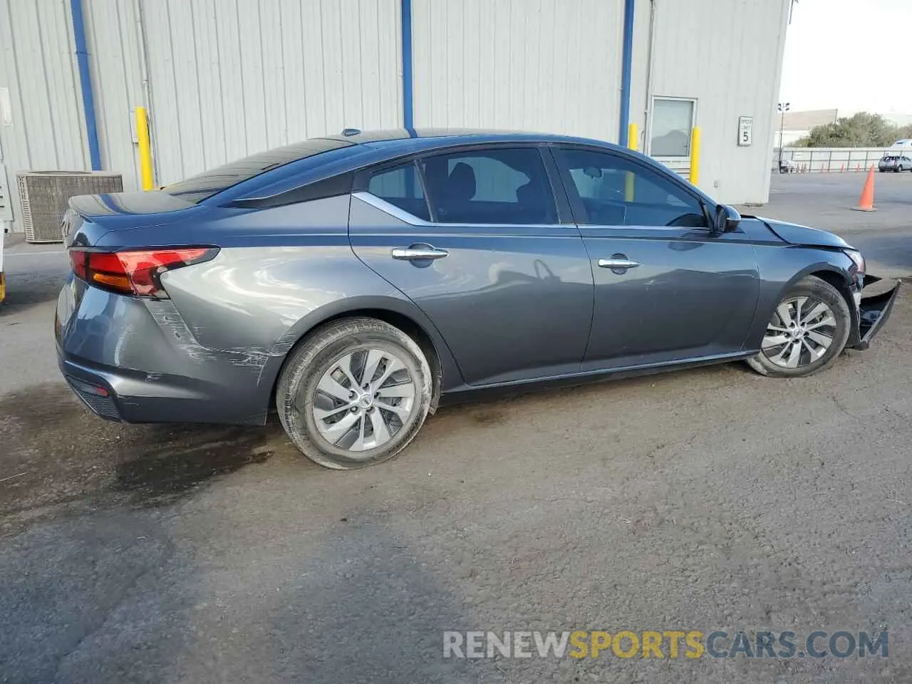 3 Photograph of a damaged car 1N4BL4BV0LC249763 NISSAN ALTIMA 2020