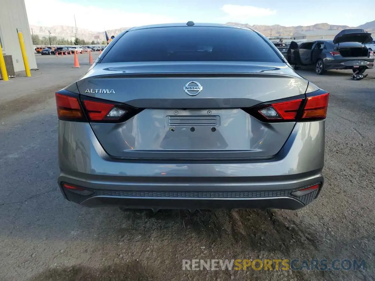 6 Photograph of a damaged car 1N4BL4BV0LC249763 NISSAN ALTIMA 2020