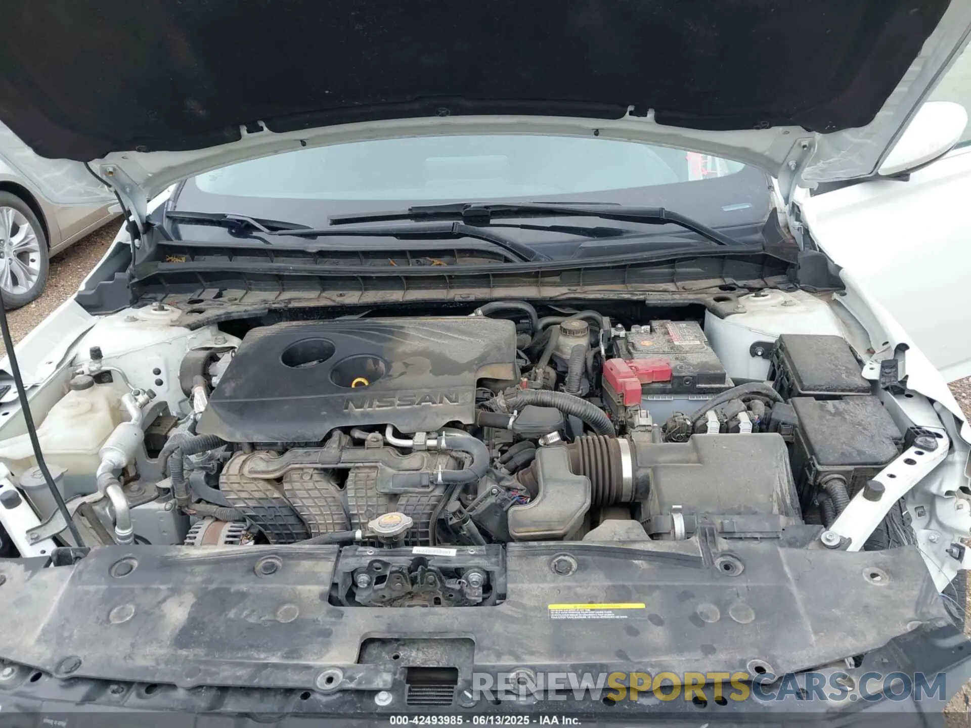 10 Photograph of a damaged car 1N4BL4BV0LC252615 NISSAN ALTIMA 2020