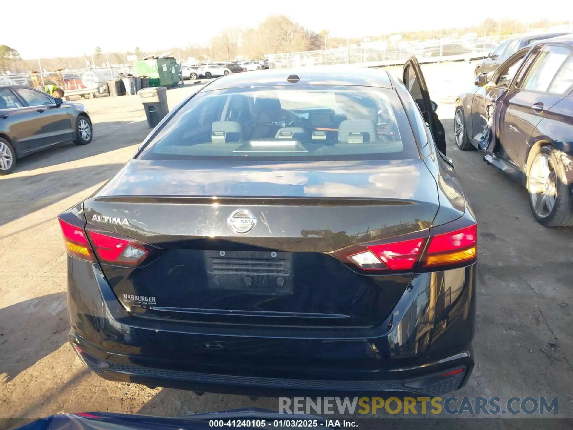 17 Photograph of a damaged car 1N4BL4BV0LC252887 NISSAN ALTIMA 2020