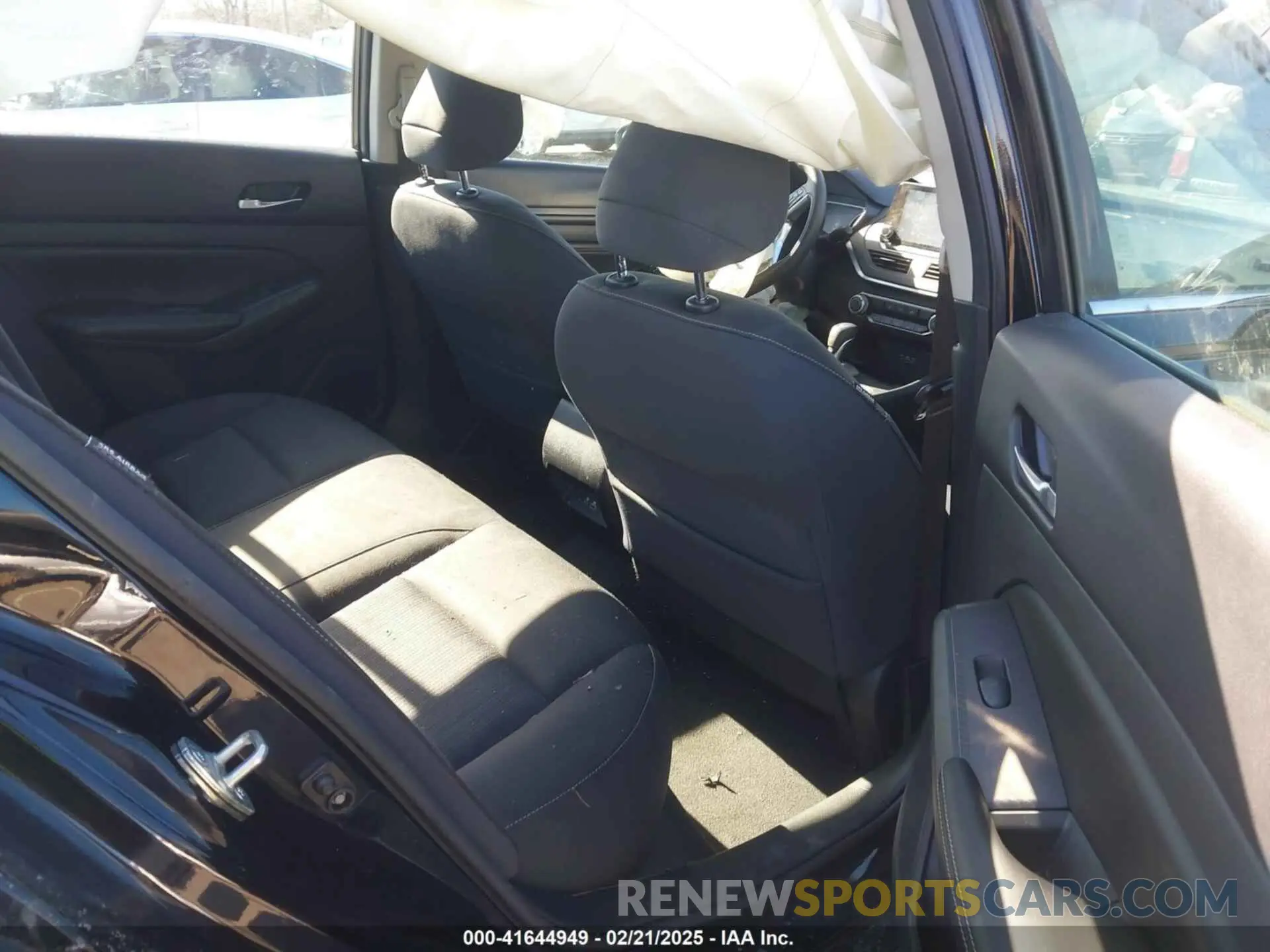 8 Photograph of a damaged car 1N4BL4BV0LC255658 NISSAN ALTIMA 2020