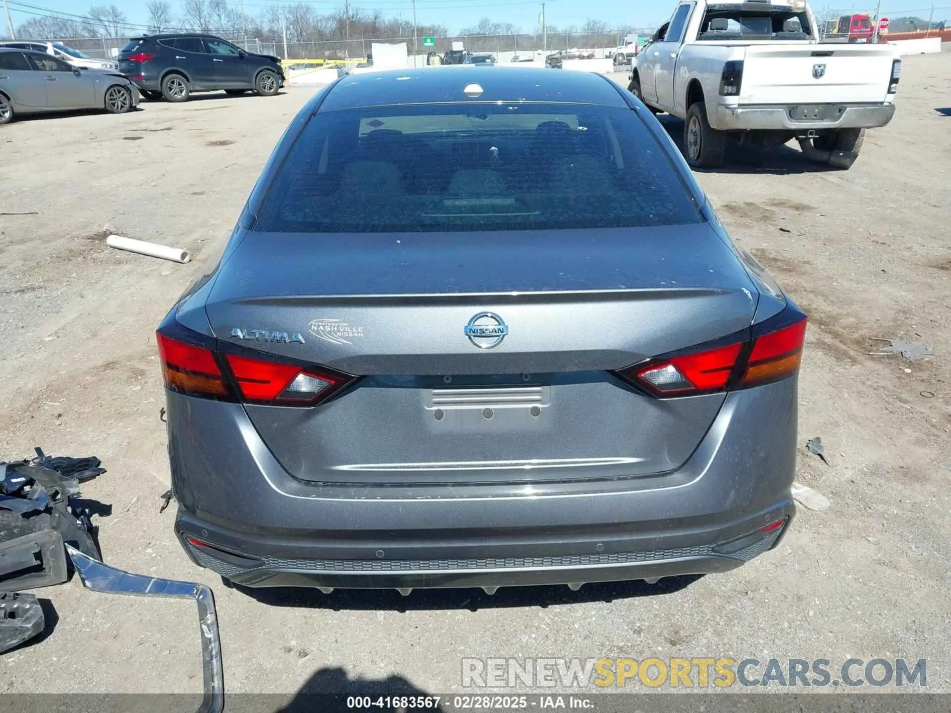 17 Photograph of a damaged car 1N4BL4BV1LC113285 NISSAN ALTIMA 2020