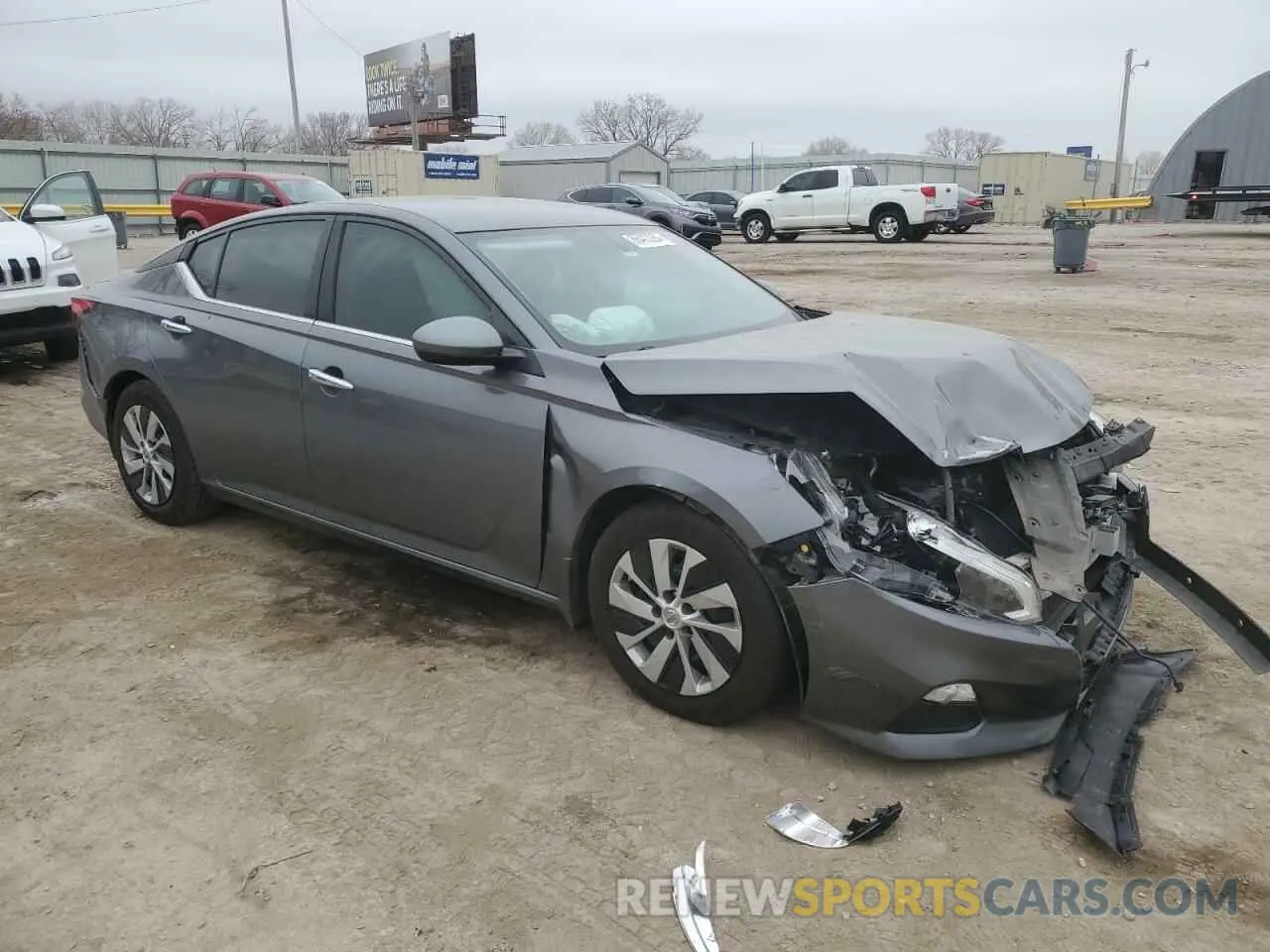 4 Photograph of a damaged car 1N4BL4BV1LC119829 NISSAN ALTIMA 2020