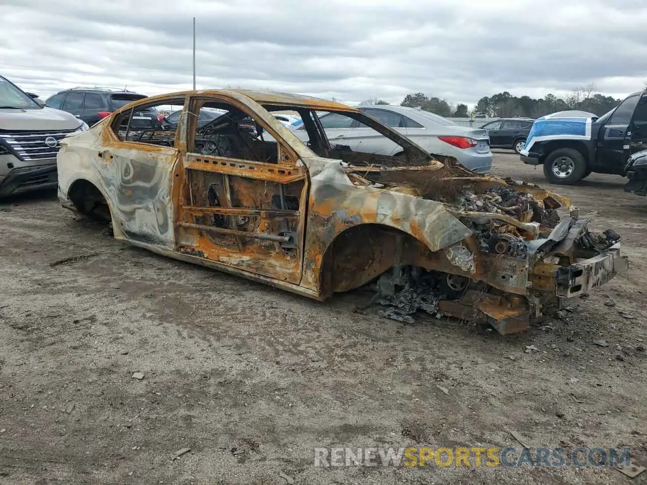 4 Photograph of a damaged car 1N4BL4BV1LC124772 NISSAN ALTIMA 2020