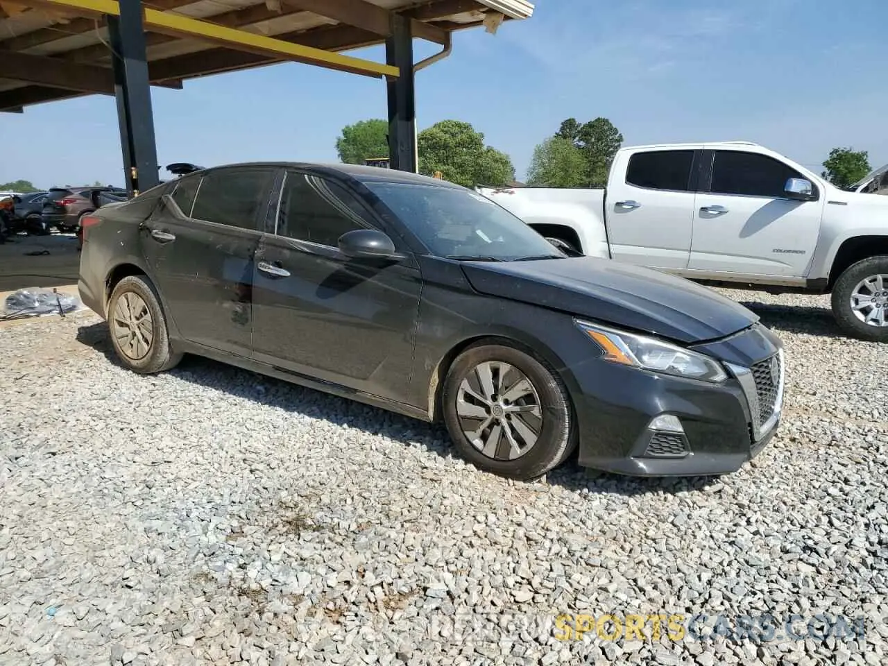 4 Photograph of a damaged car 1N4BL4BV1LC128434 NISSAN ALTIMA 2020