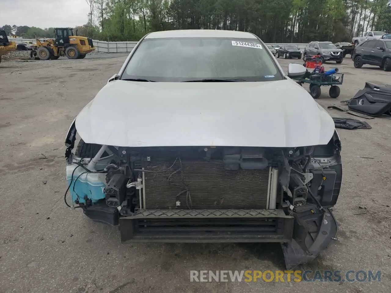 5 Photograph of a damaged car 1N4BL4BV1LC143645 NISSAN ALTIMA 2020