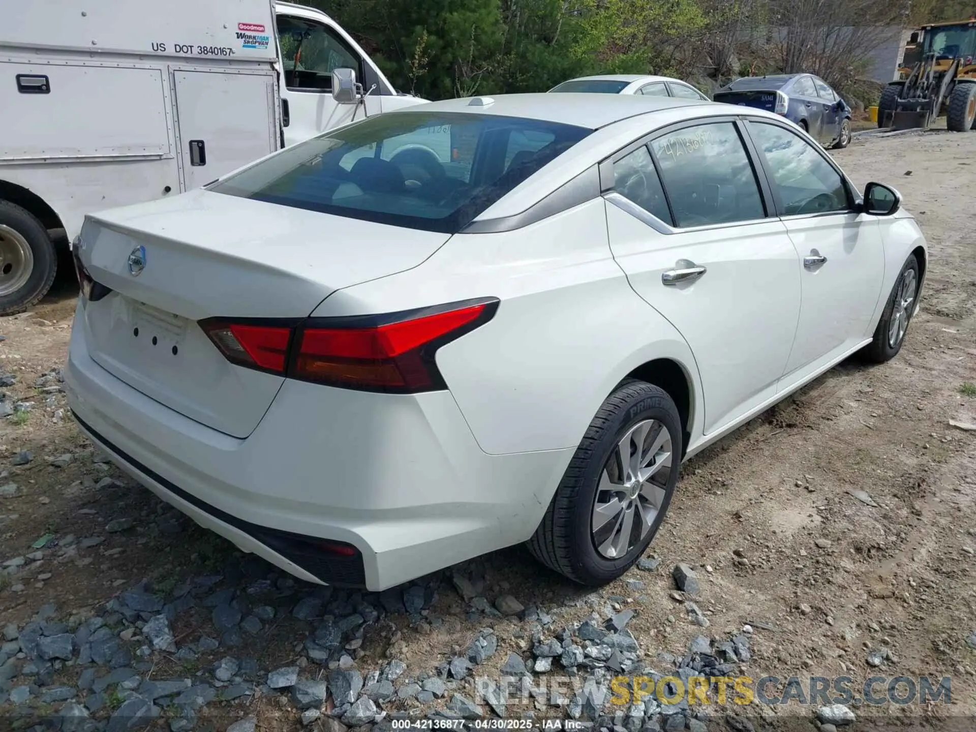 4 Photograph of a damaged car 1N4BL4BV1LC151602 NISSAN ALTIMA 2020