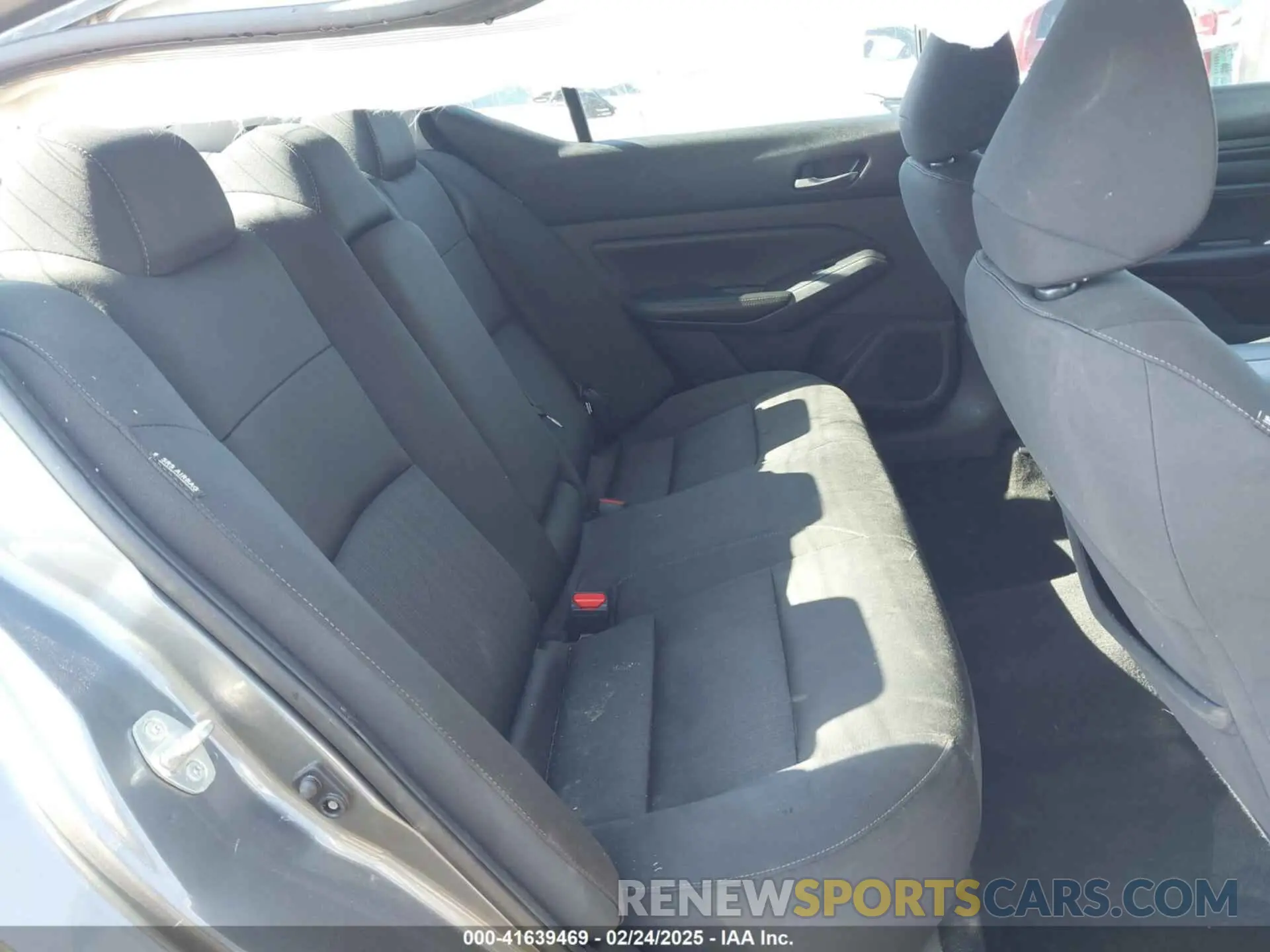 8 Photograph of a damaged car 1N4BL4BV1LC166472 NISSAN ALTIMA 2020