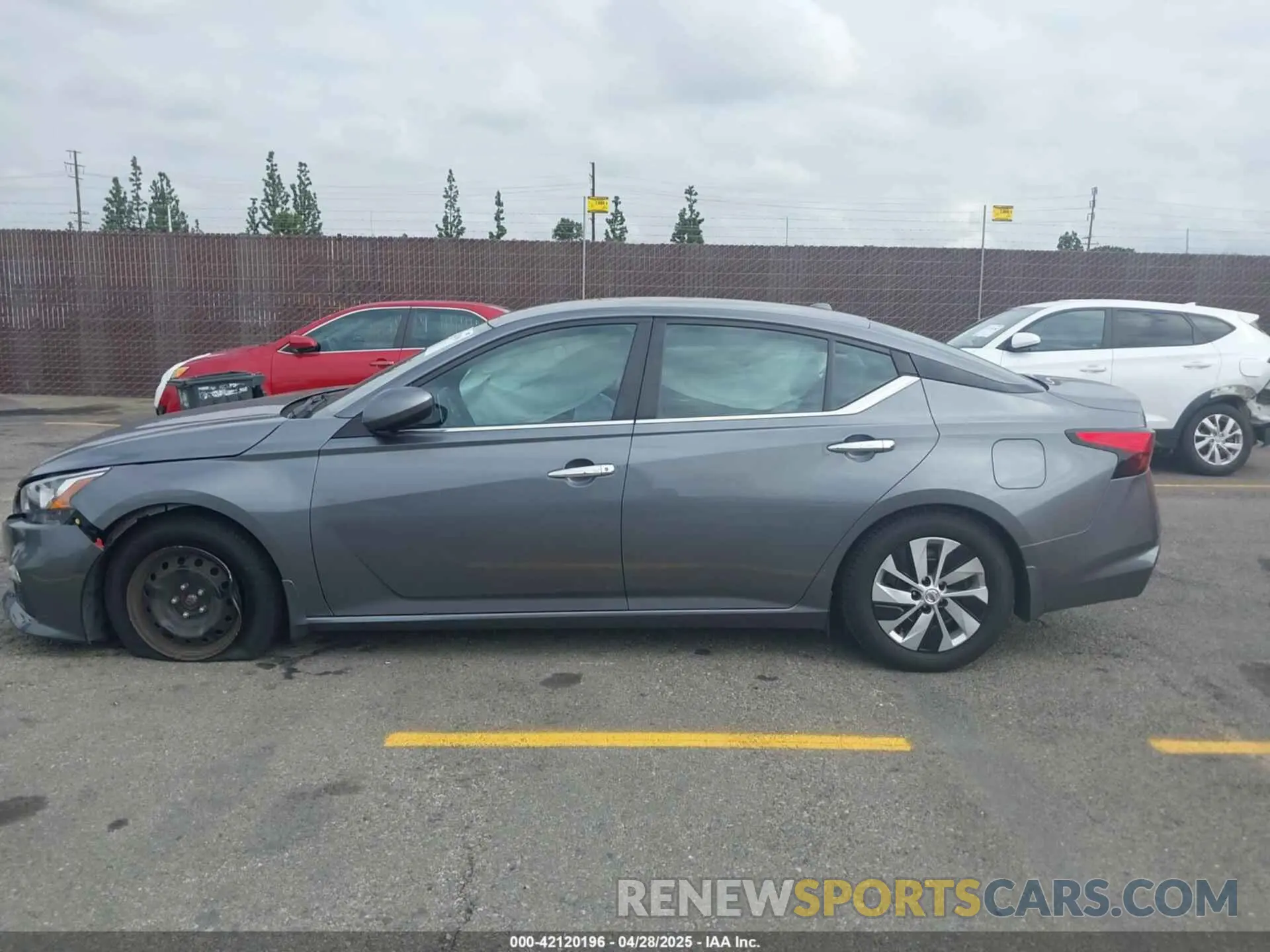 14 Photograph of a damaged car 1N4BL4BV1LC173129 NISSAN ALTIMA 2020